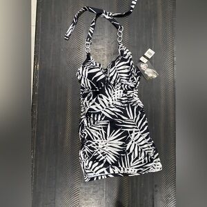 NWT Marilyn Monroe Swimsuit